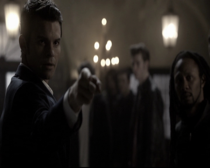 VampireDiariesWorld-dot-org_TheOriginals1x16FarewellToStoryville2013.jpg