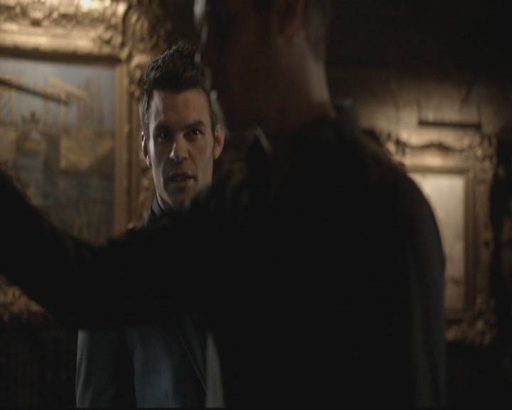 VampireDiariesWorld-dot-org_TheOriginals1x17MoonOverBourbonStreet0182.jpg