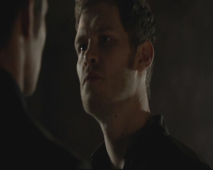 VampireDiariesWorld-dot-org_TheOriginals1x17MoonOverBourbonStreet0205.jpg