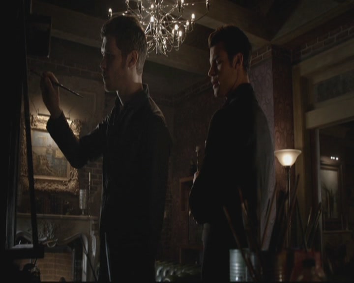 VampireDiariesWorld-dot-org_TheOriginals1x17MoonOverBourbonStreet0219.jpg