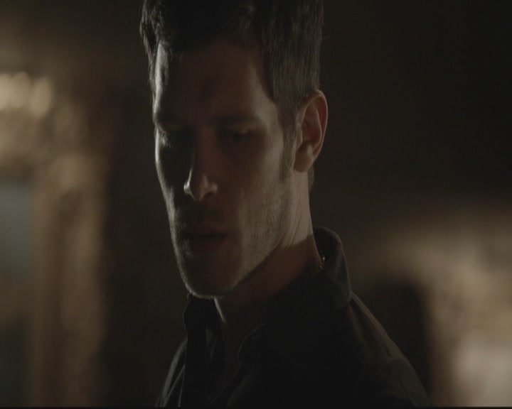 VampireDiariesWorld-dot-org_TheOriginals1x17MoonOverBourbonStreet0224.jpg