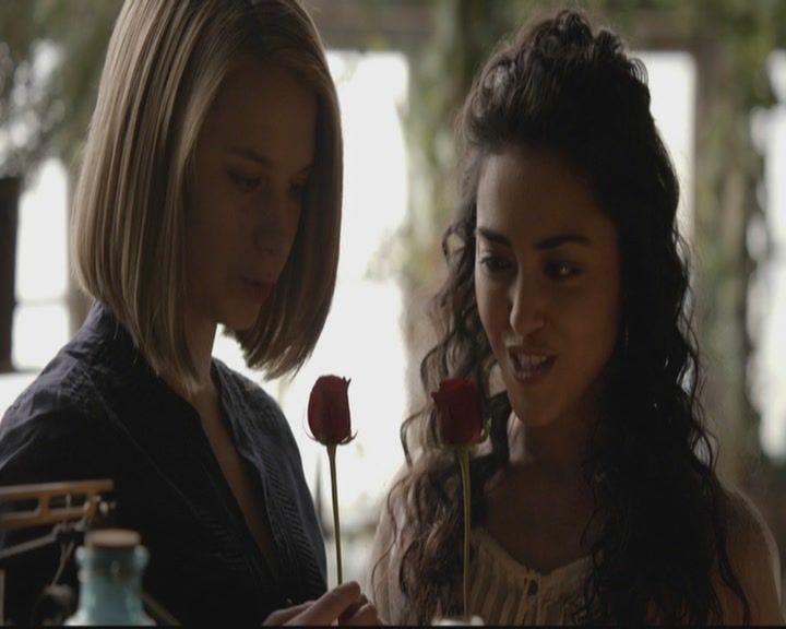 VampireDiariesWorld-dot-org_TheOriginals1x17MoonOverBourbonStreet0291.jpg