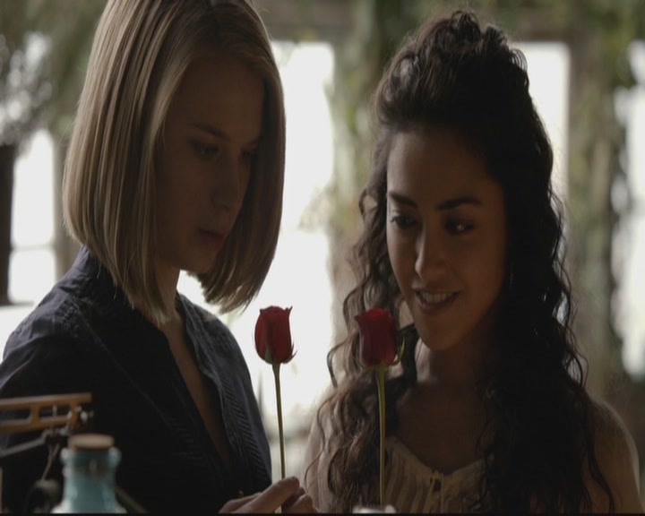 VampireDiariesWorld-dot-org_TheOriginals1x17MoonOverBourbonStreet0292.jpg