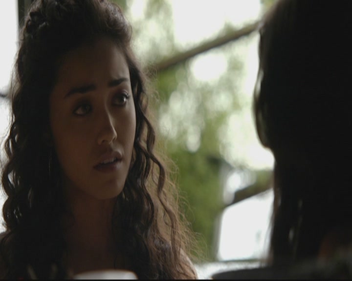 VampireDiariesWorld-dot-org_TheOriginals1x17MoonOverBourbonStreet0313.jpg