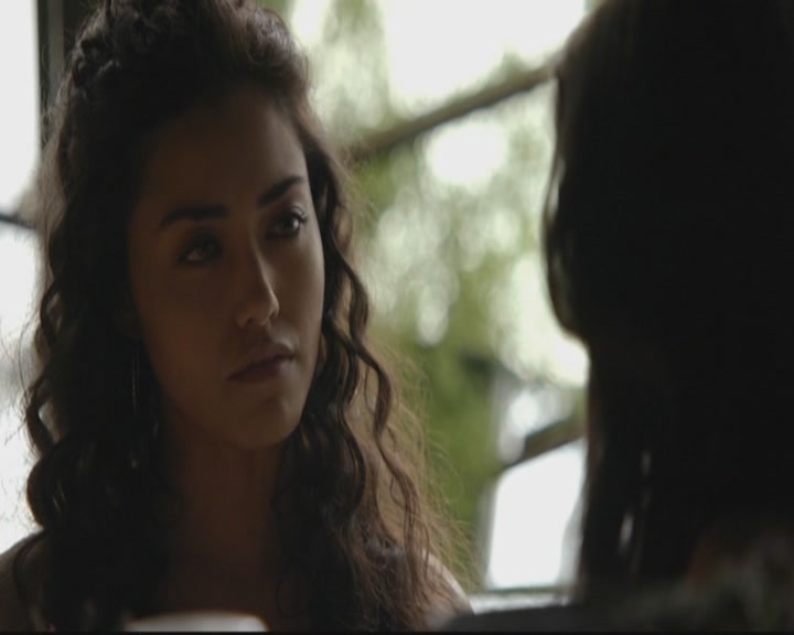 VampireDiariesWorld-dot-org_TheOriginals1x17MoonOverBourbonStreet0316.jpg