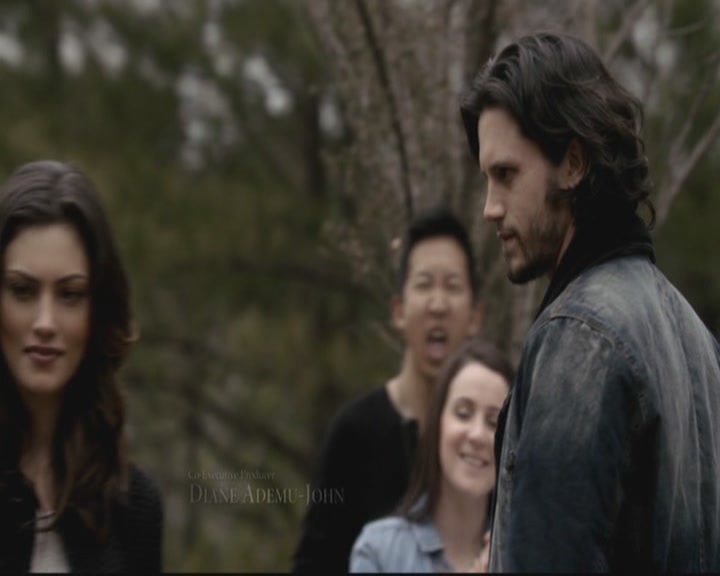VampireDiariesWorld-dot-org_TheOriginals1x17MoonOverBourbonStreet0324.jpg