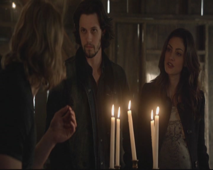 VampireDiariesWorld-dot-org_TheOriginals1x17MoonOverBourbonStreet0374.jpg