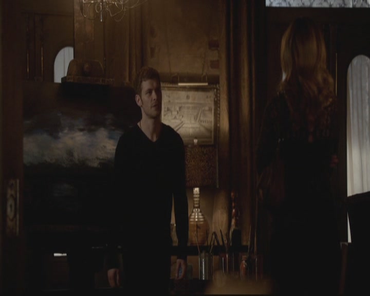 VampireDiariesWorld-dot-org_TheOriginals1x17MoonOverBourbonStreet0561.jpg