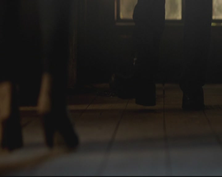 VampireDiariesWorld-dot-org_TheOriginals1x17MoonOverBourbonStreet0753.jpg