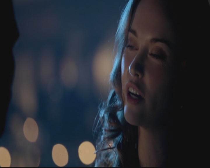 VampireDiariesWorld-dot-org_TheOriginals1x17MoonOverBourbonStreet1245.jpg VampireDiariesWorld-dot-org_TheOriginals1x17MoonOverBourbonStreet1245.jpg
