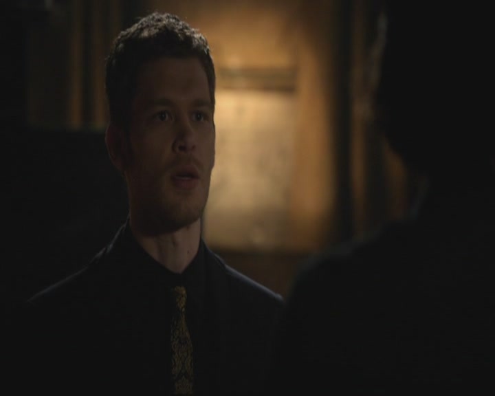 VampireDiariesWorld-dot-org_TheOriginals1x17MoonOverBourbonStreet1378.jpg