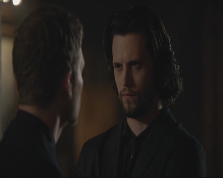 VampireDiariesWorld-dot-org_TheOriginals1x17MoonOverBourbonStreet1384.jpg