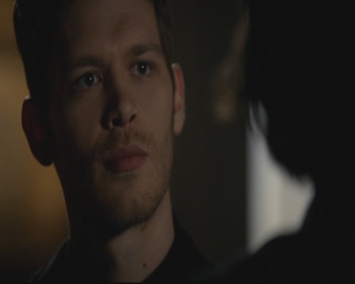 VampireDiariesWorld-dot-org_TheOriginals1x17MoonOverBourbonStreet1394.jpg
