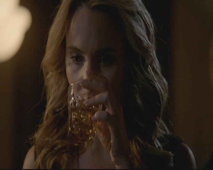 VampireDiariesWorld-dot-org_TheOriginals1x17MoonOverBourbonStreet1603.jpg VampireDiariesWorld-dot-org_TheOriginals1x17MoonOverBourbonStreet1603.jpg