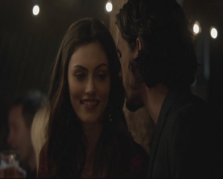VampireDiariesWorld-dot-org_TheOriginals1x17MoonOverBourbonStreet2169.jpg