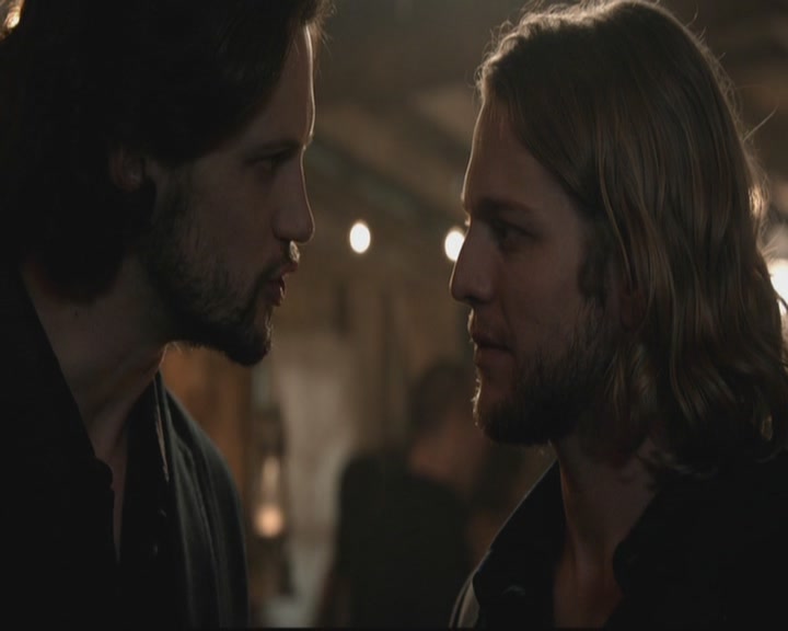 VampireDiariesWorld-dot-org_TheOriginals1x17MoonOverBourbonStreet2204.jpg VampireDiariesWorld-dot-org_TheOriginals1x17MoonOverBourbonStreet2204.jpg