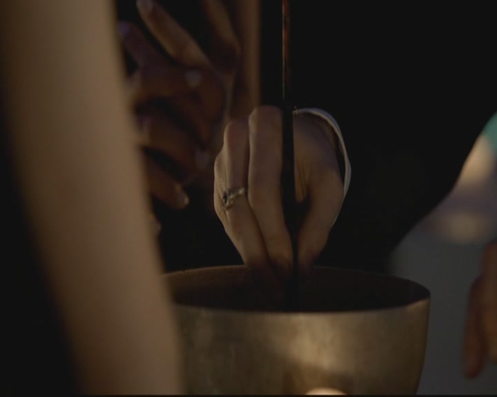 VampireDiariesWorld-dot-org_TheOriginals1x17MoonOverBourbonStreet2240.jpg