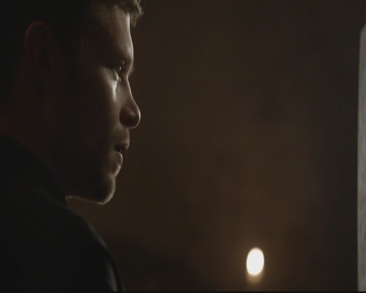 VampireDiariesWorld-dot-org_TheOriginals1x17MoonOverBourbonStreet2261.jpg