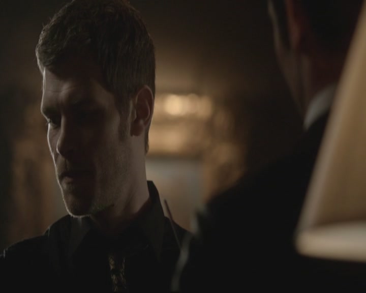 VampireDiariesWorld-dot-org_TheOriginals1x17MoonOverBourbonStreet2289.jpg