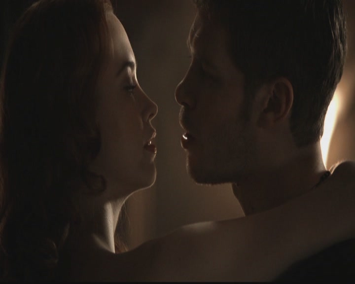 VampireDiariesWorld-dot-org_TheOriginals1x18TheBigUneasy0144.jpg