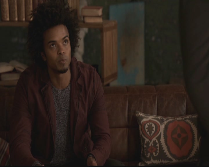 VampireDiariesWorld-dot-org_TheOriginals1x18TheBigUneasy0777.jpg