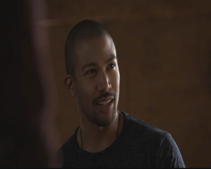 VampireDiariesWorld-dot-org_TheOriginals1x18TheBigUneasy0802.jpg