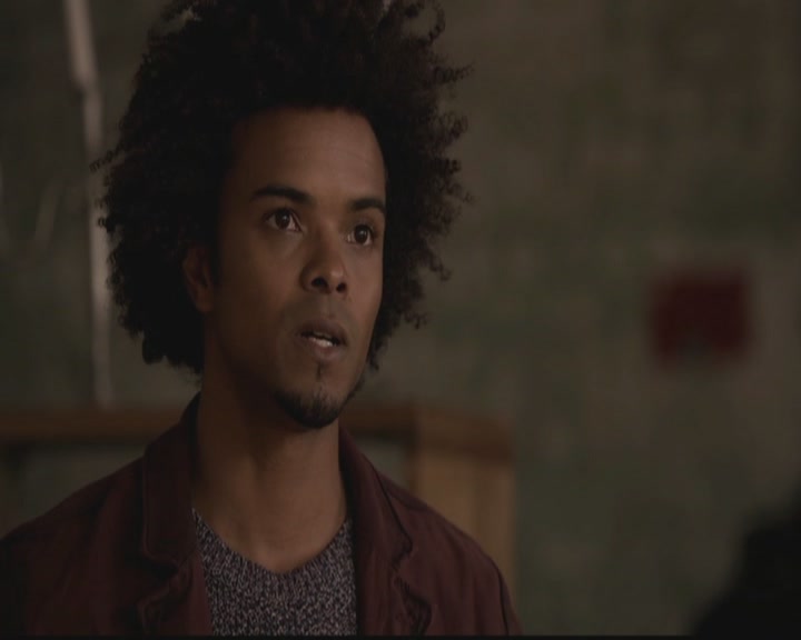 VampireDiariesWorld-dot-org_TheOriginals1x18TheBigUneasy0808.jpg