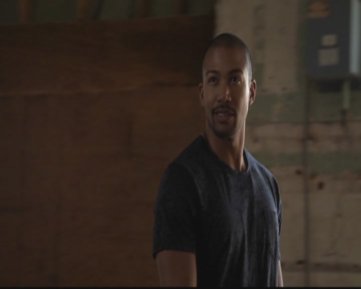 VampireDiariesWorld-dot-org_TheOriginals1x18TheBigUneasy0813.jpg