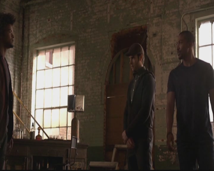 VampireDiariesWorld-dot-org_TheOriginals1x18TheBigUneasy0815.jpg