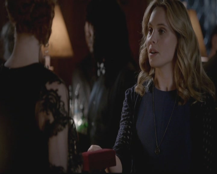 VampireDiariesWorld-dot-org_TheOriginals1x18TheBigUneasy1317.jpg
