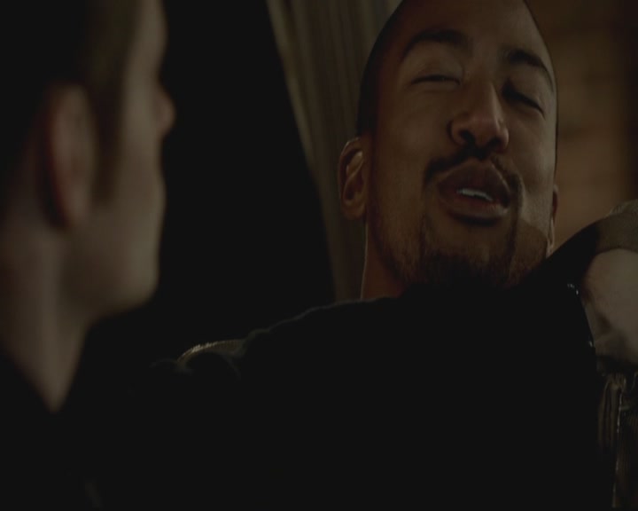 VampireDiariesWorld-dot-org_TheOriginals1x18TheBigUneasy1707.jpg