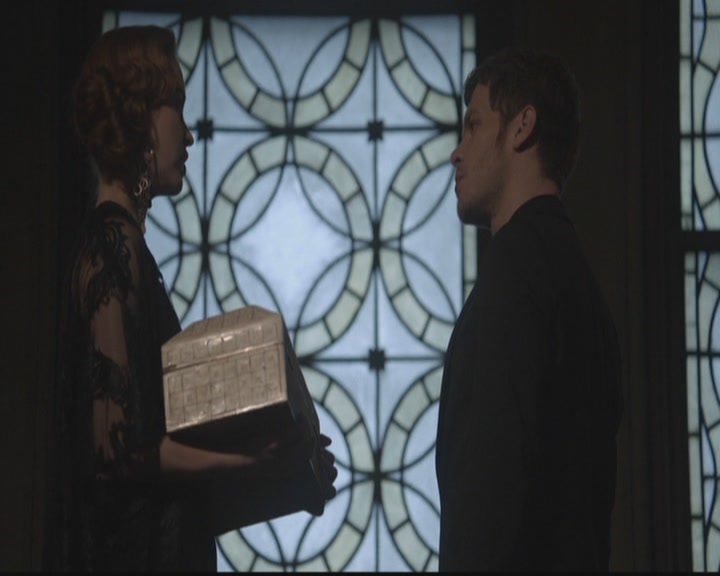 VampireDiariesWorld-dot-org_TheOriginals1x18TheBigUneasy1815.jpg