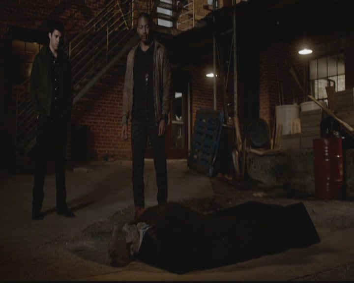 VampireDiariesWorld-dot-org_TheOriginals1x18TheBigUneasy2201.jpg