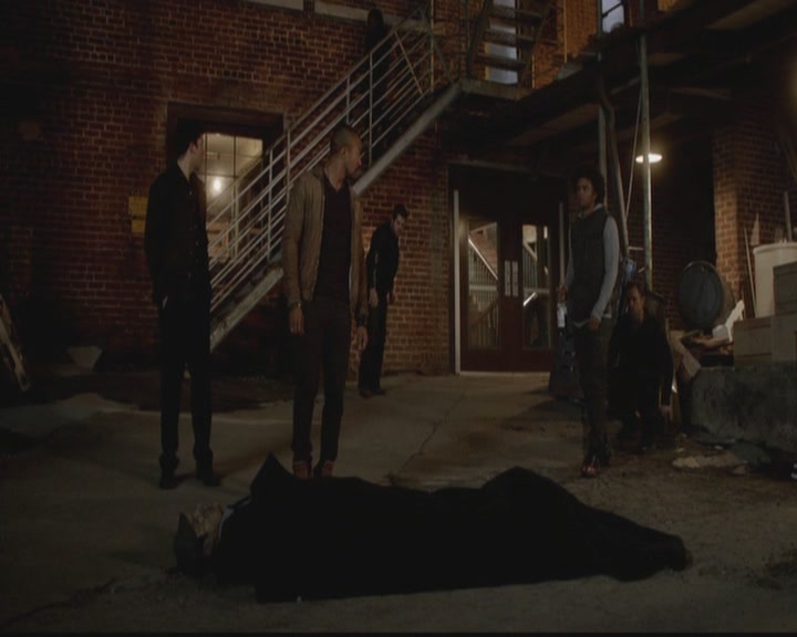 VampireDiariesWorld-dot-org_TheOriginals1x18TheBigUneasy2225.jpg
