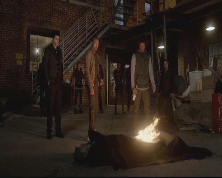 VampireDiariesWorld-dot-org_TheOriginals1x18TheBigUneasy2241.jpg