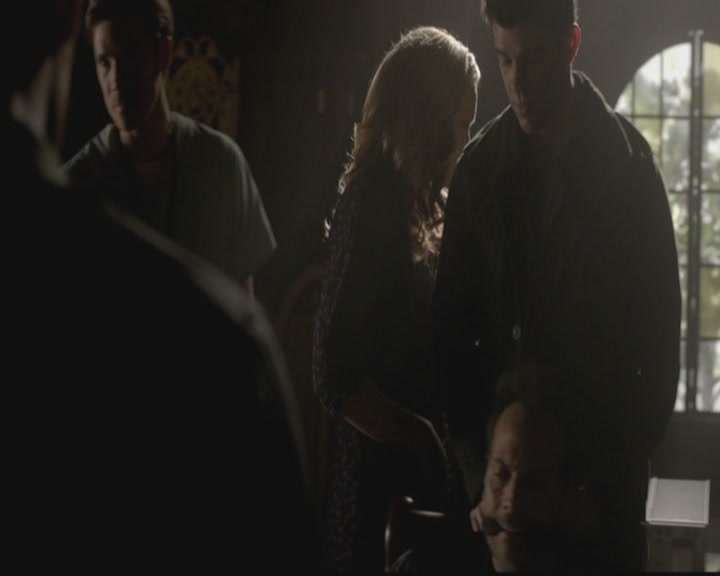 VampireDiariesWorld-dot-org_TheOriginals1x19AnUnblinkingDeath0721.jpg