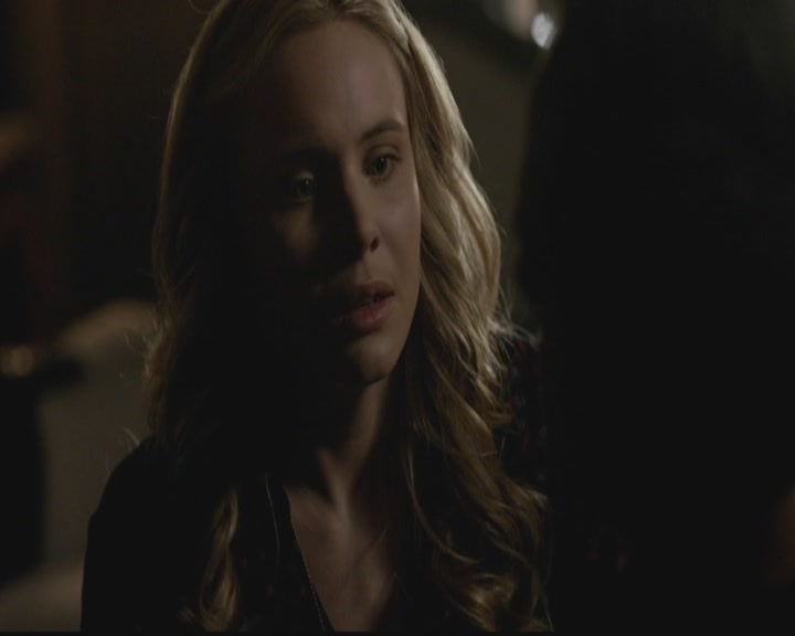 VampireDiariesWorld-dot-org_TheOriginals1x19AnUnblinkingDeath0825.jpg