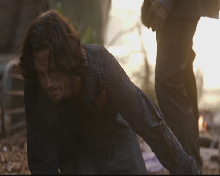 VampireDiariesWorld-dot-org_TheOriginals1x19AnUnblinkingDeath0896.jpg
