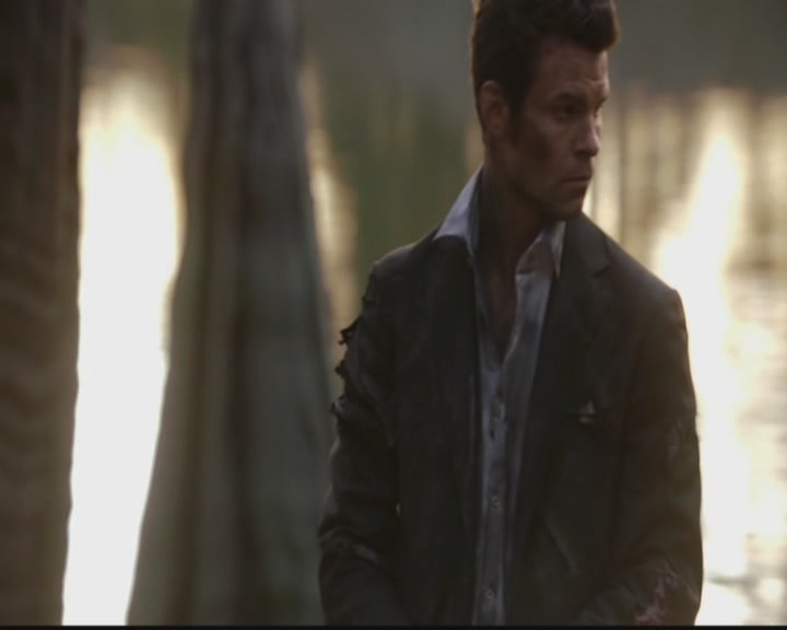 VampireDiariesWorld-dot-org_TheOriginals1x19AnUnblinkingDeath0902.jpg