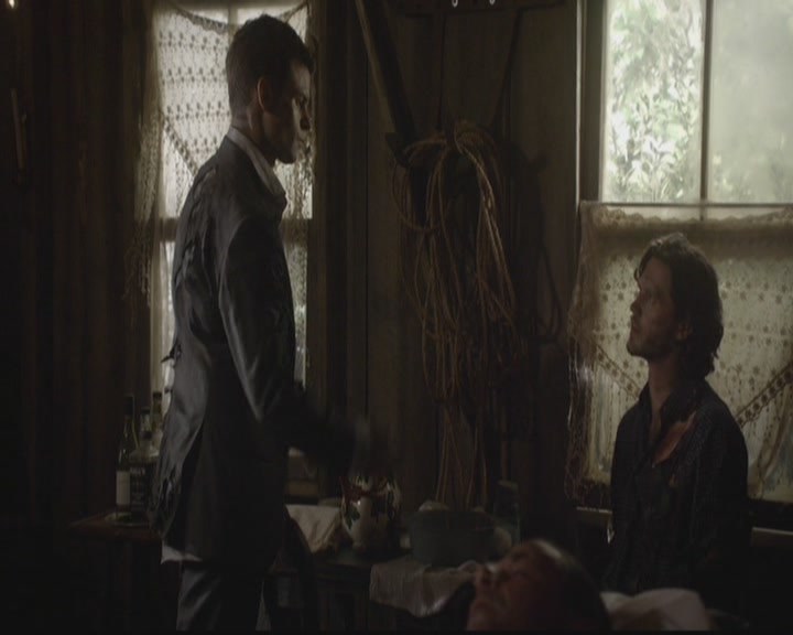 VampireDiariesWorld-dot-org_TheOriginals1x19AnUnblinkingDeath1455.jpg