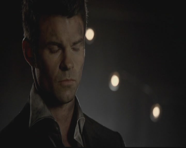 VampireDiariesWorld-dot-org_TheOriginals1x19AnUnblinkingDeath1459.jpg