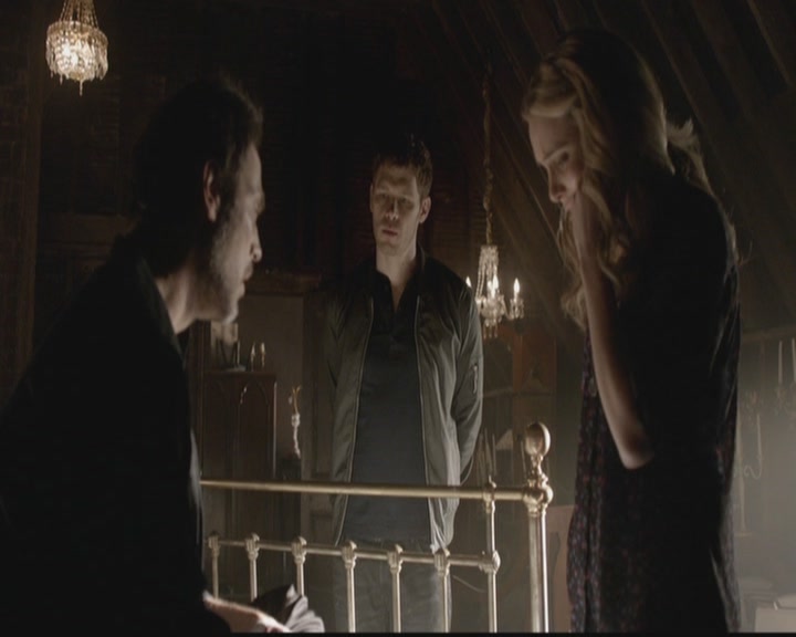 VampireDiariesWorld-dot-org_TheOriginals1x19AnUnblinkingDeath1509.jpg