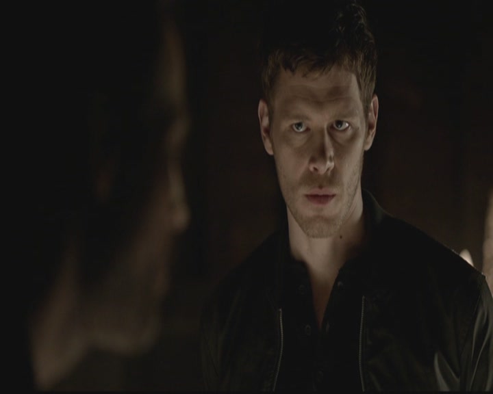 VampireDiariesWorld-dot-org_TheOriginals1x19AnUnblinkingDeath1550.jpg