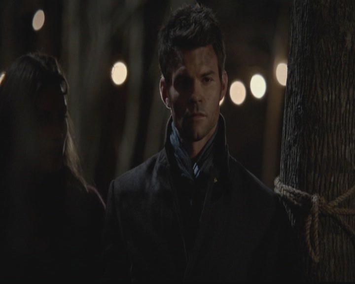 VampireDiariesWorld-dot-org_TheOriginals1x19AnUnblinkingDeath1833.jpg