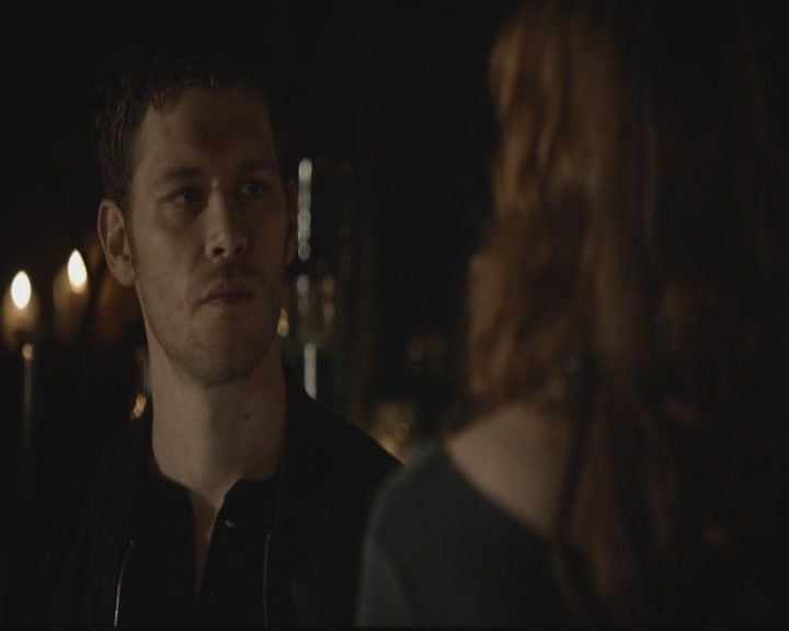 VampireDiariesWorld-dot-org_TheOriginals1x19AnUnblinkingDeath1936.jpg