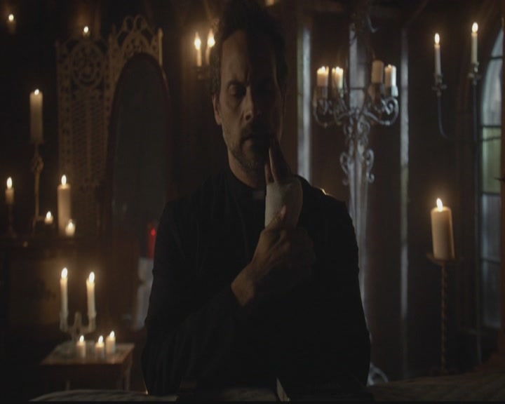 VampireDiariesWorld-dot-org_TheOriginals1x19AnUnblinkingDeath1956.jpg