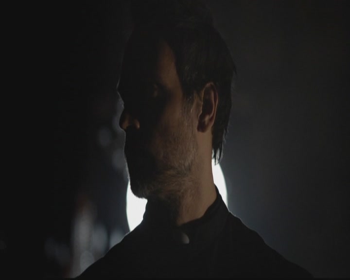 VampireDiariesWorld-dot-org_TheOriginals1x19AnUnblinkingDeath2029.jpg