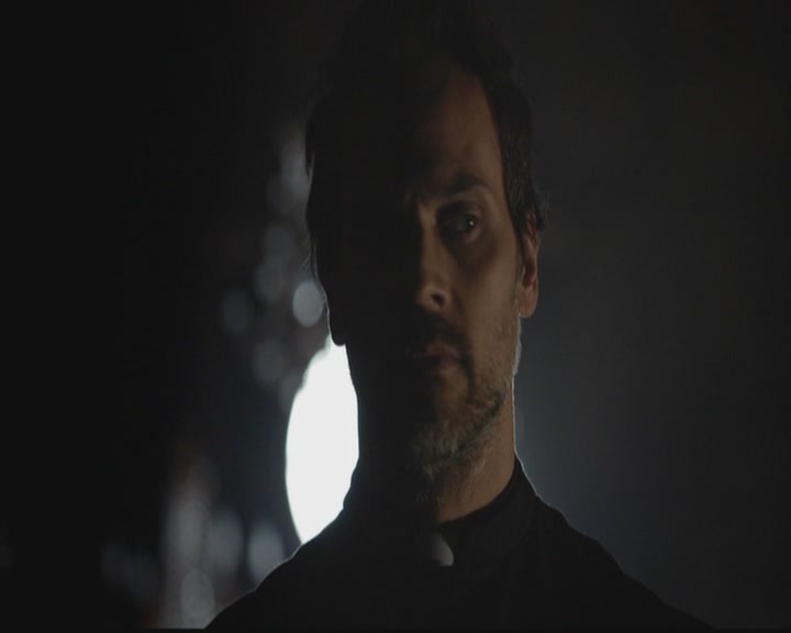VampireDiariesWorld-dot-org_TheOriginals1x19AnUnblinkingDeath2030.jpg