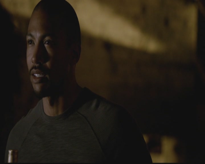 VampireDiariesWorld-dot-org_TheOriginals1x19AnUnblinkingDeath2227.jpg