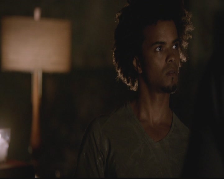 VampireDiariesWorld-dot-org_TheOriginals1x19AnUnblinkingDeath2241.jpg